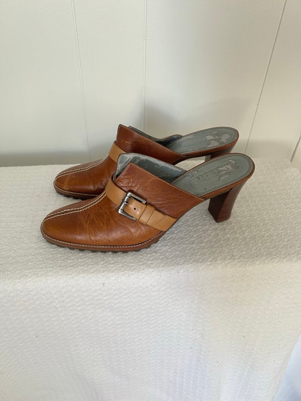 Unisa Vintage Heels, Brown Backless with Buckle